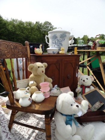 Bears and Chairs 2015